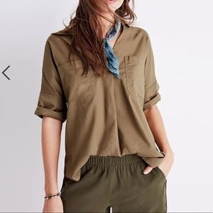 Madewell tan short sleeve Courier back button blouse